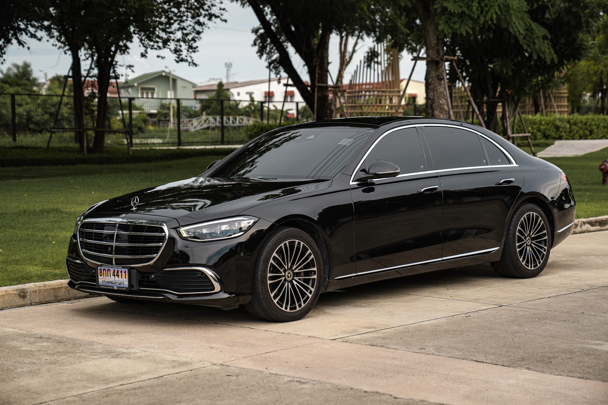 Mercedes S-Class Exterior 1